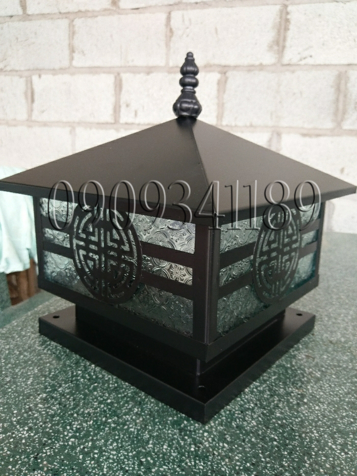 [HCM]Đèn trụ cổng: Mẫu đèn trang trí ngoài trời D300 mái trơn