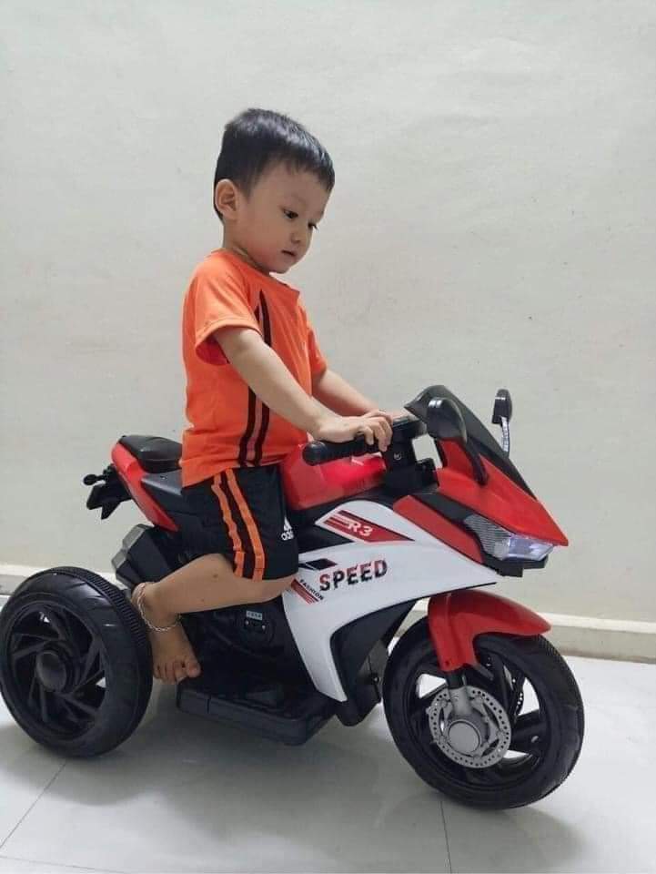 Xe máy điện trẻ em phân khối lớn - có còi, đèn, nhạc cho bé