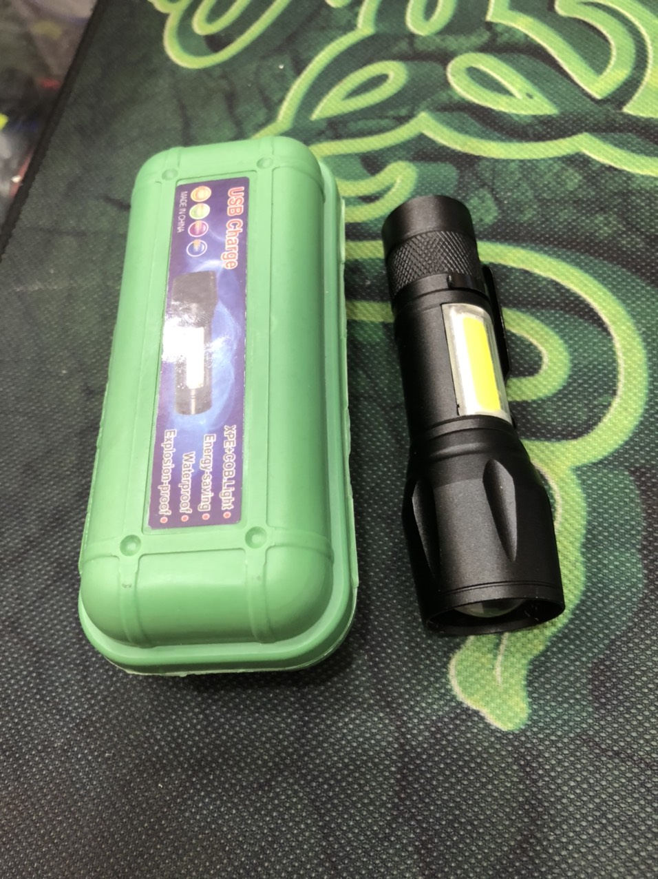 Đèn pin mini 1516 pin sạc