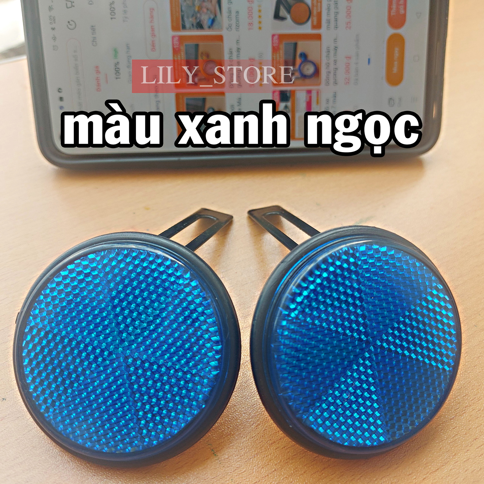 mắt mèo phản quang gắn bản số xe