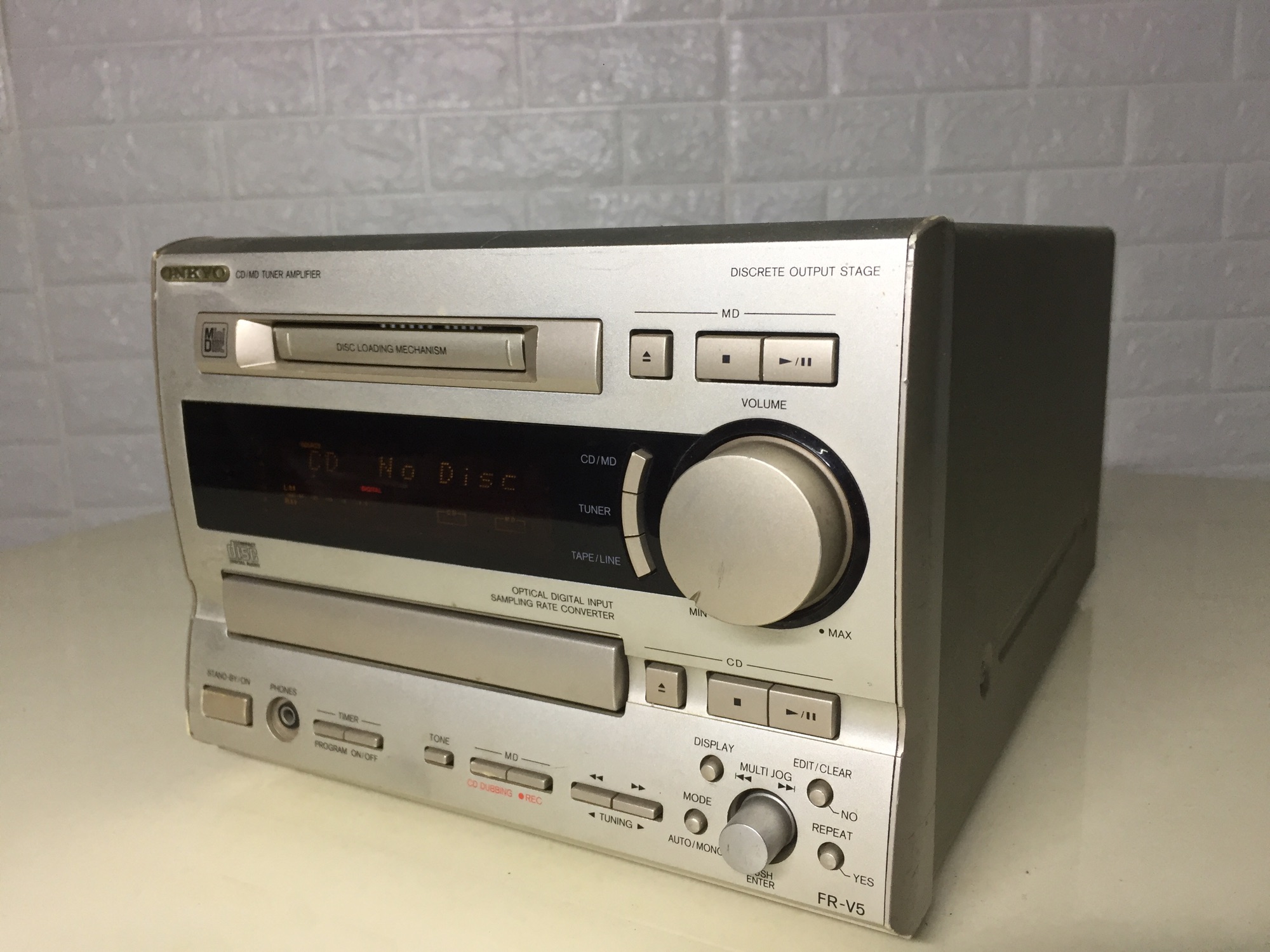 âmly onkyo v5