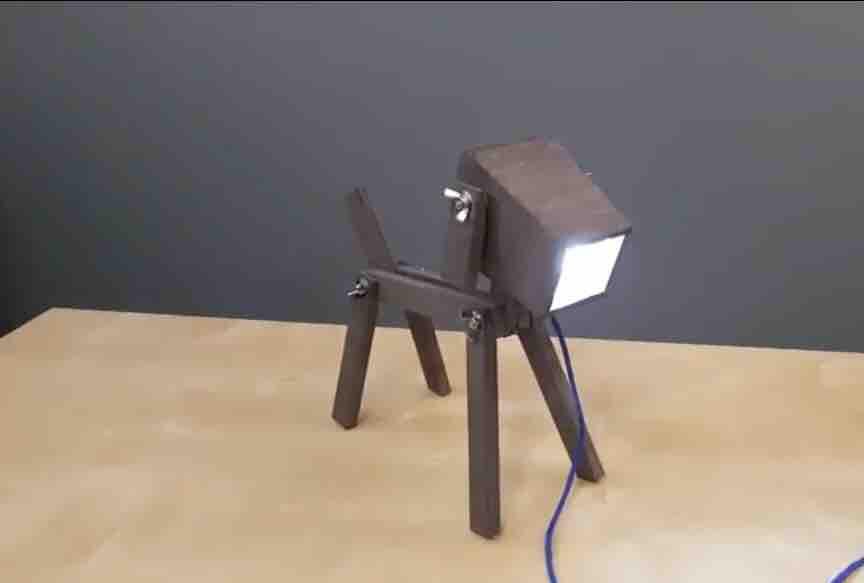 Dog lamp. Đèn làm việc đèn ngủ hình con chó bằng gỗ