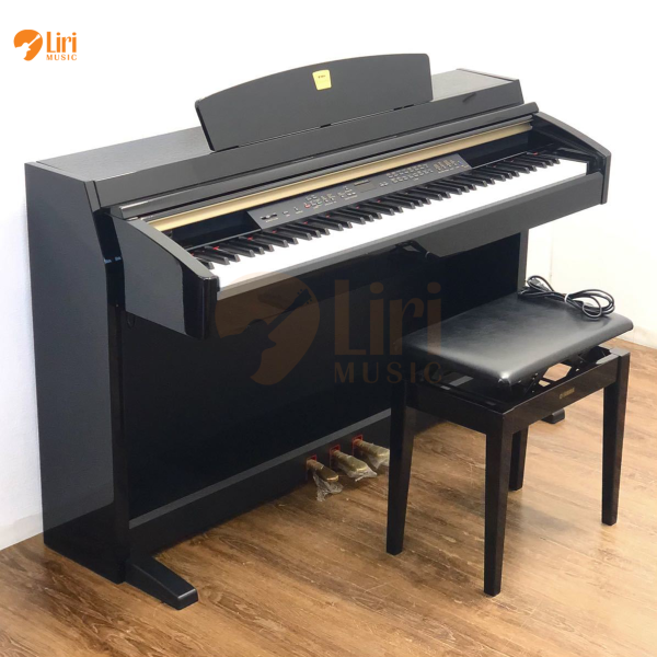 Đàn Piano Yamaha CLp 240Pe Màu Đen Bóng Nguyên Bản\ LiRi Music