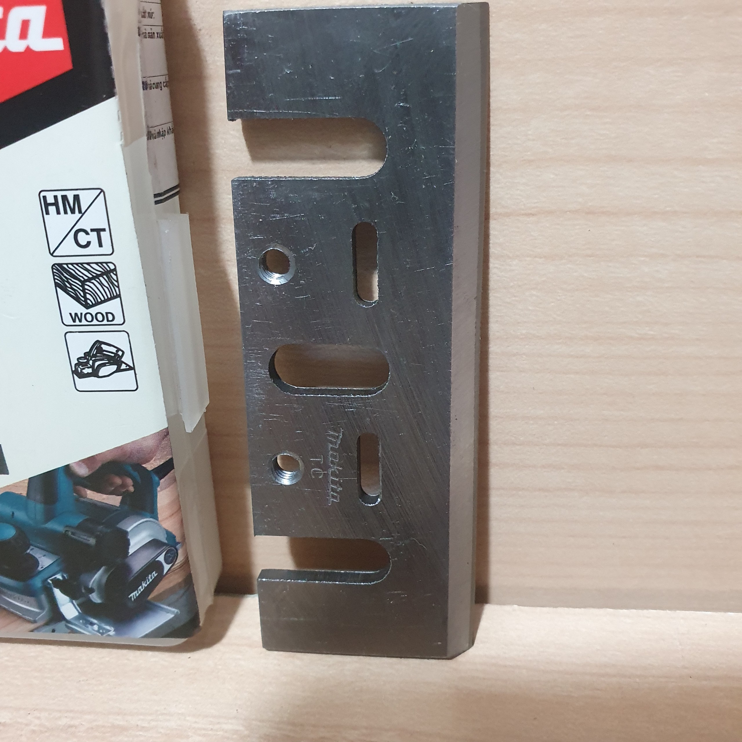 Lưỡi bào 82x29x3.0mm Makita D-72207