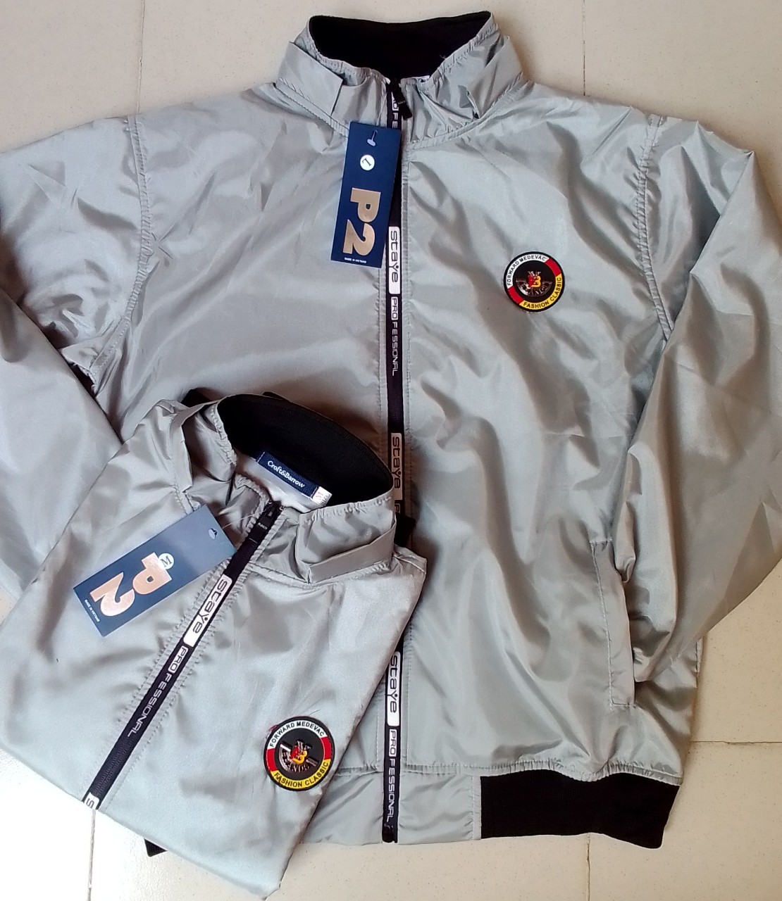 [HCM][P1] [VIEO + ẢNH THẬT] ÁO KHOÁC DÙ CAO CẤP NAM NỮ LOGO CỰC CHẤT - áo khoác nhẹ nam - áo khoác dù - áo khoát nam - áo khoác gió nam - áo khoát cặp đôi - áo khoác kaki nam - áo khoác cặp - áo khoác đôi - áo khoác dù - áo khoát nữ