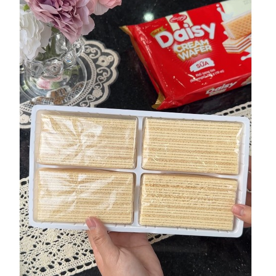 Bánh Gold Daisy kem xốp sữa 285g Hữu Nghị