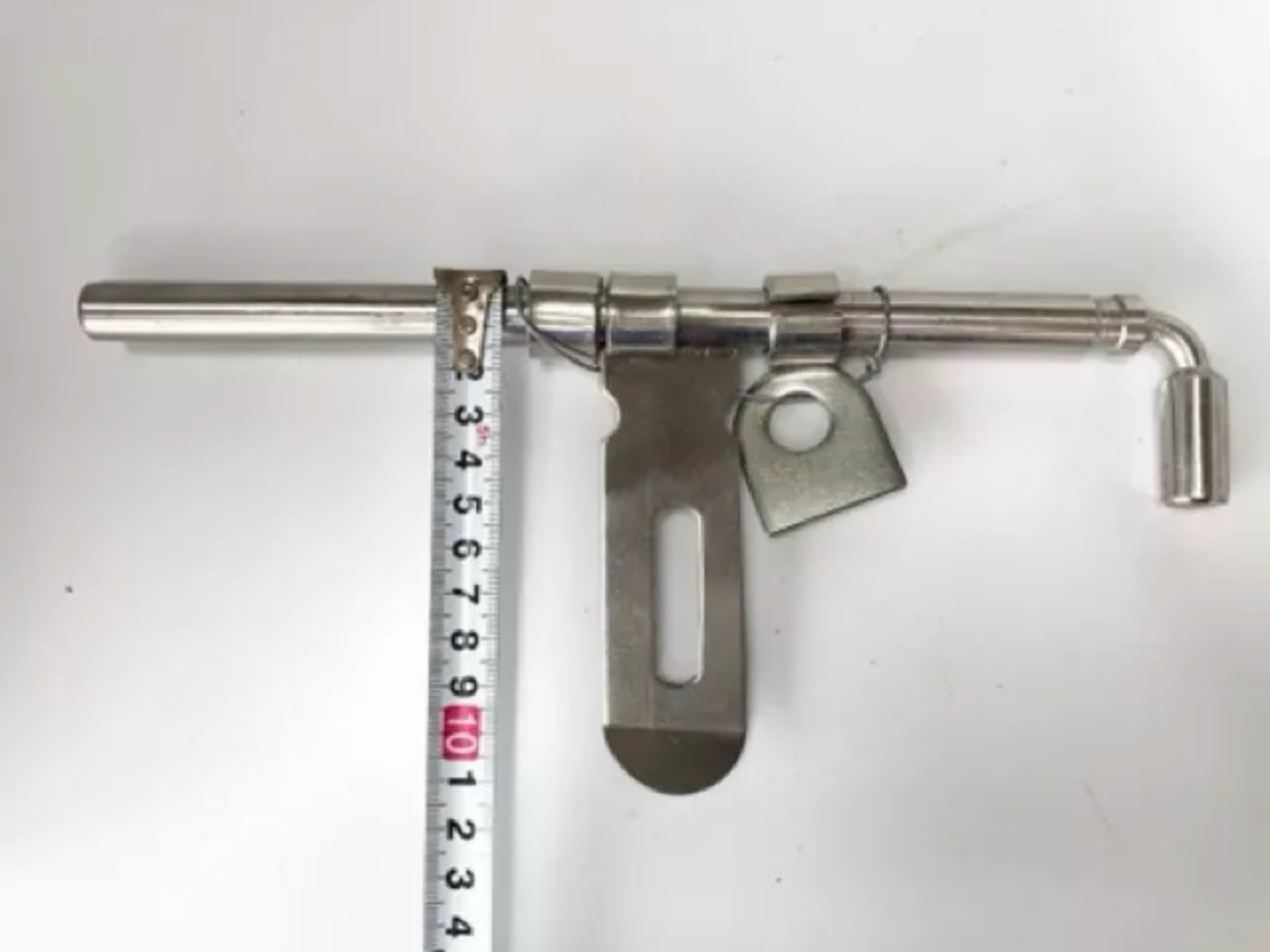 CHỐT CỔNG CÓ TAI CÀI NGANG INOX 304