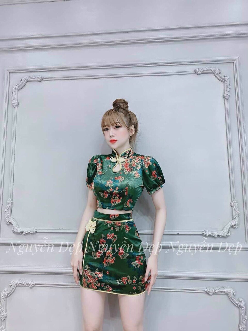 [HCM]Sét Áo Cổ Tàu Kèm Chân Váy Viên Phôi Hoa Tiêt Hoa Lá Siêu Xinh .QC