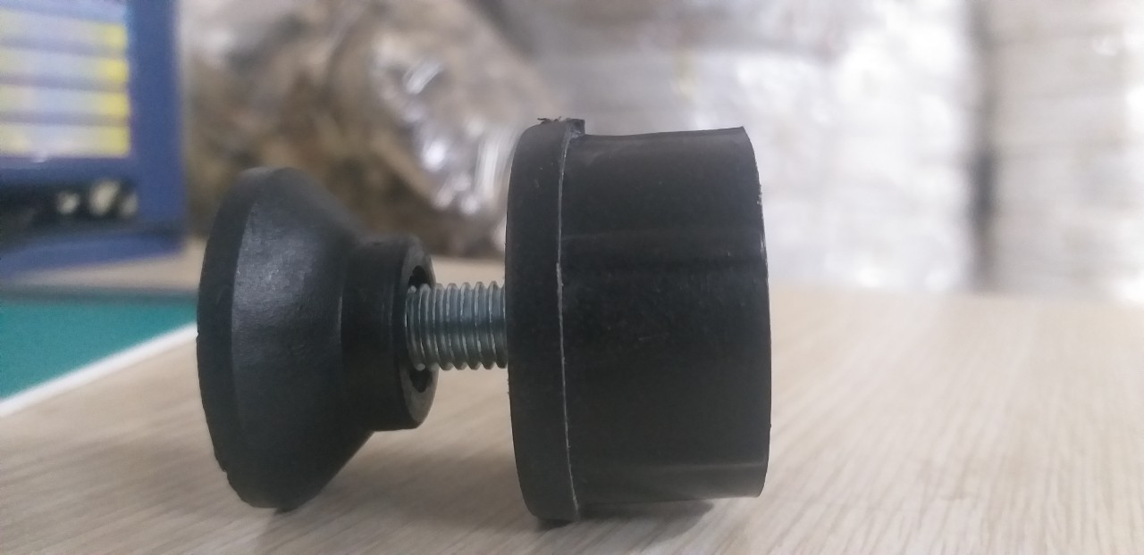 Chân tăng chỉnh chân sắt tròn phi 40