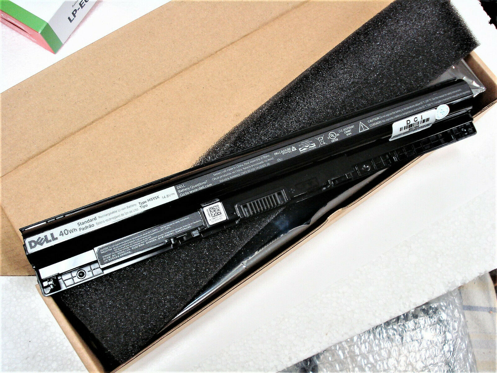 Pin laptop Dell Vostro 15-3568, 5100