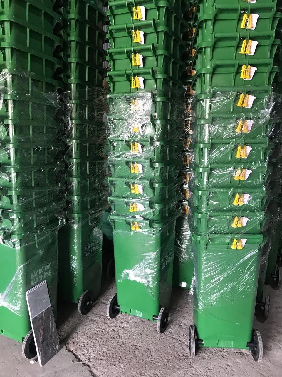 THÙNG RÁC NHỰA CÔNG CỘNG 240 LÍT