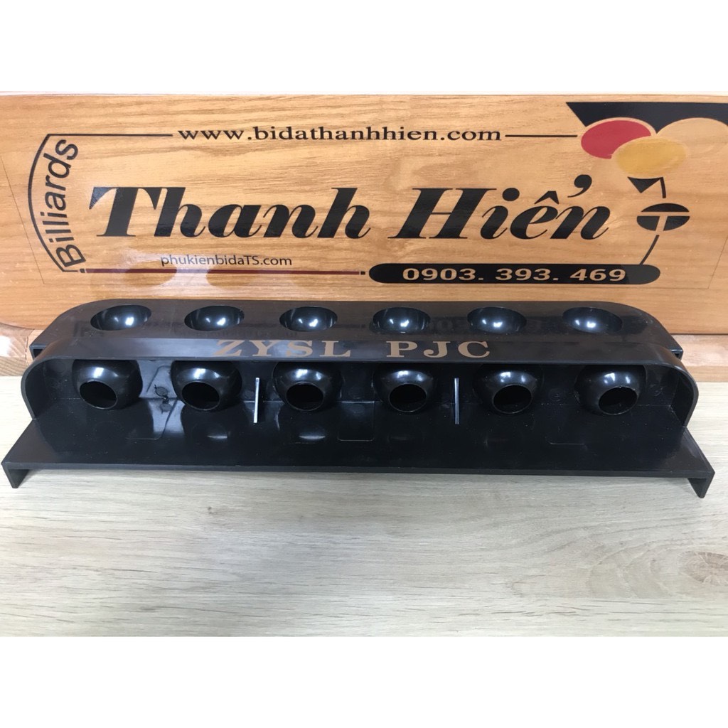 Giá cơ bida treo tường bằng nhựa
