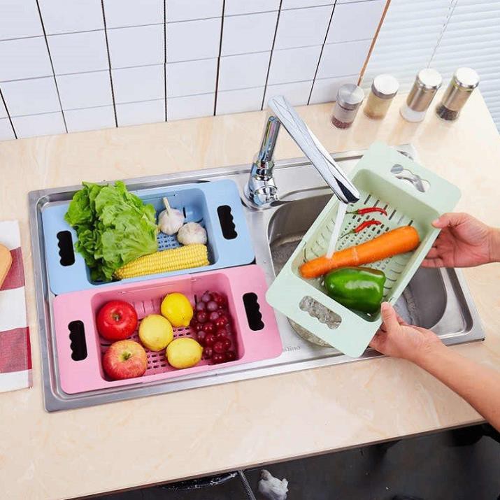 Rổ gác bồn rửa chén xếp gọn đựng đồ đa năng.