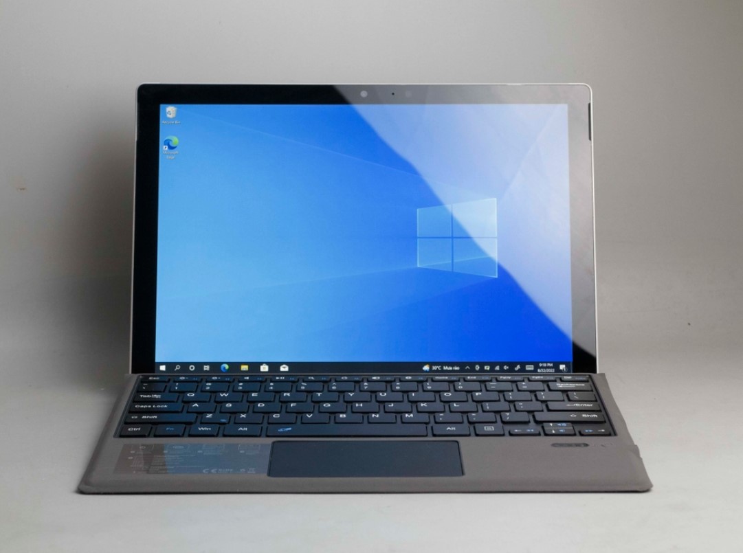Máy tính bảng Surface Pro 6 SSD 1TB core i7 RAM 16GB 96% 19138
