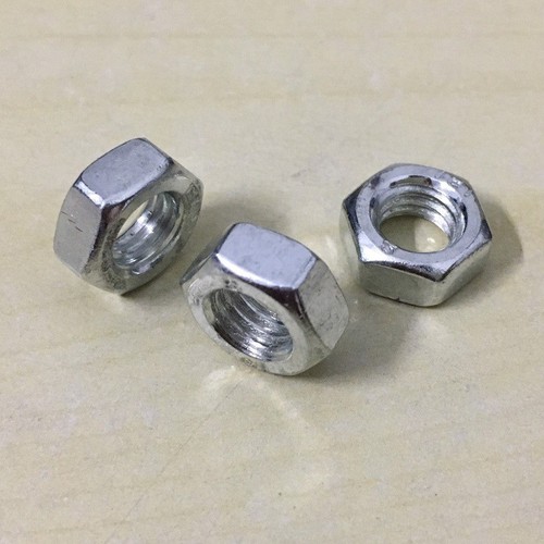 Đai ốc, ecu m4 , đai ốc lục giác , ốc vặn ren 200 con