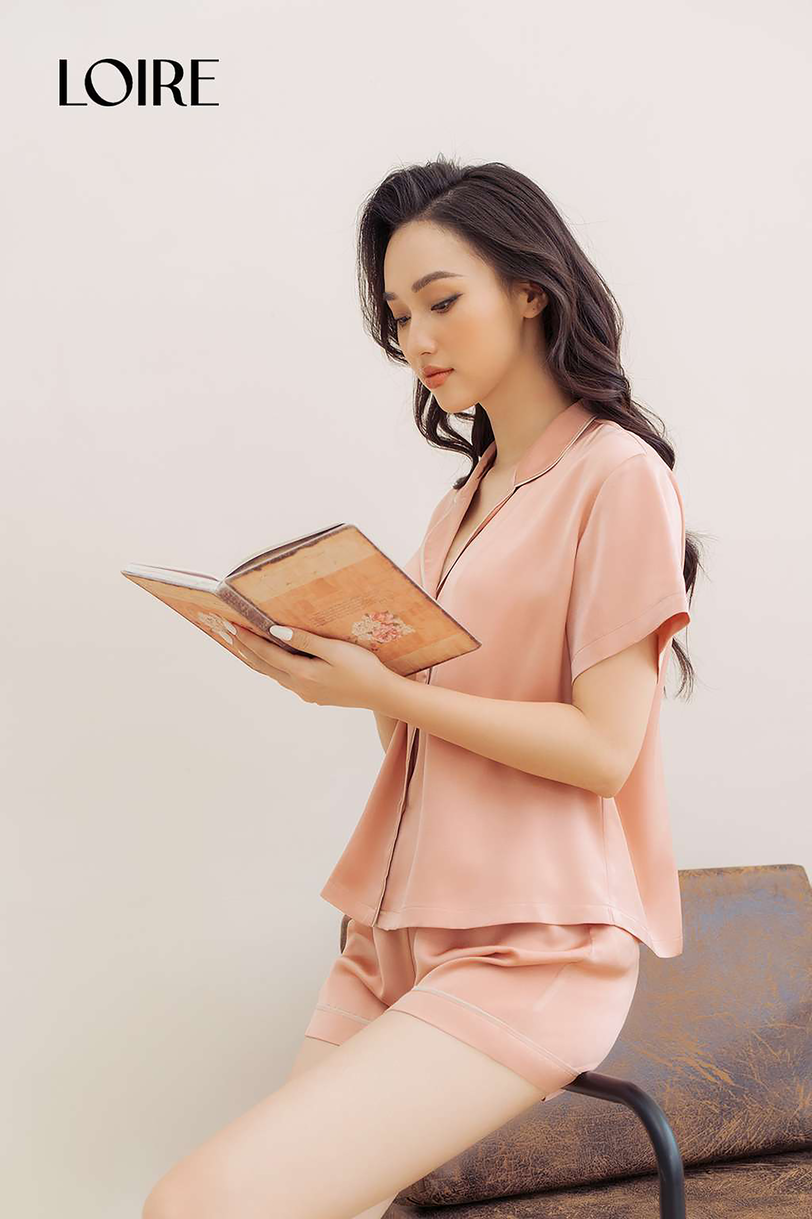 Bộ Ngủ Lụa Pijama Trơn Loirechic PCC05