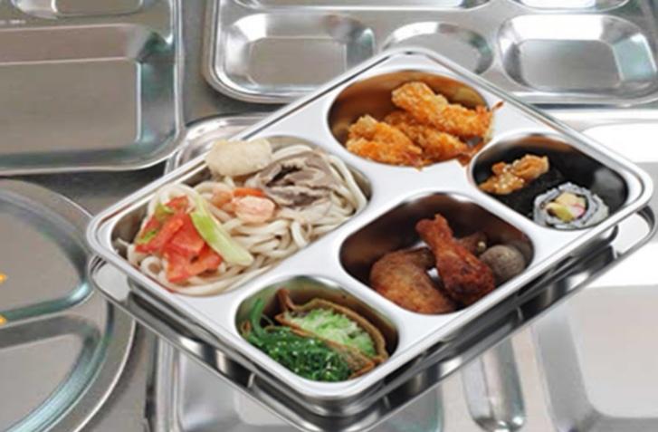 Khay cơm phần inox 5 ngăn sâu lòng nắp inox
