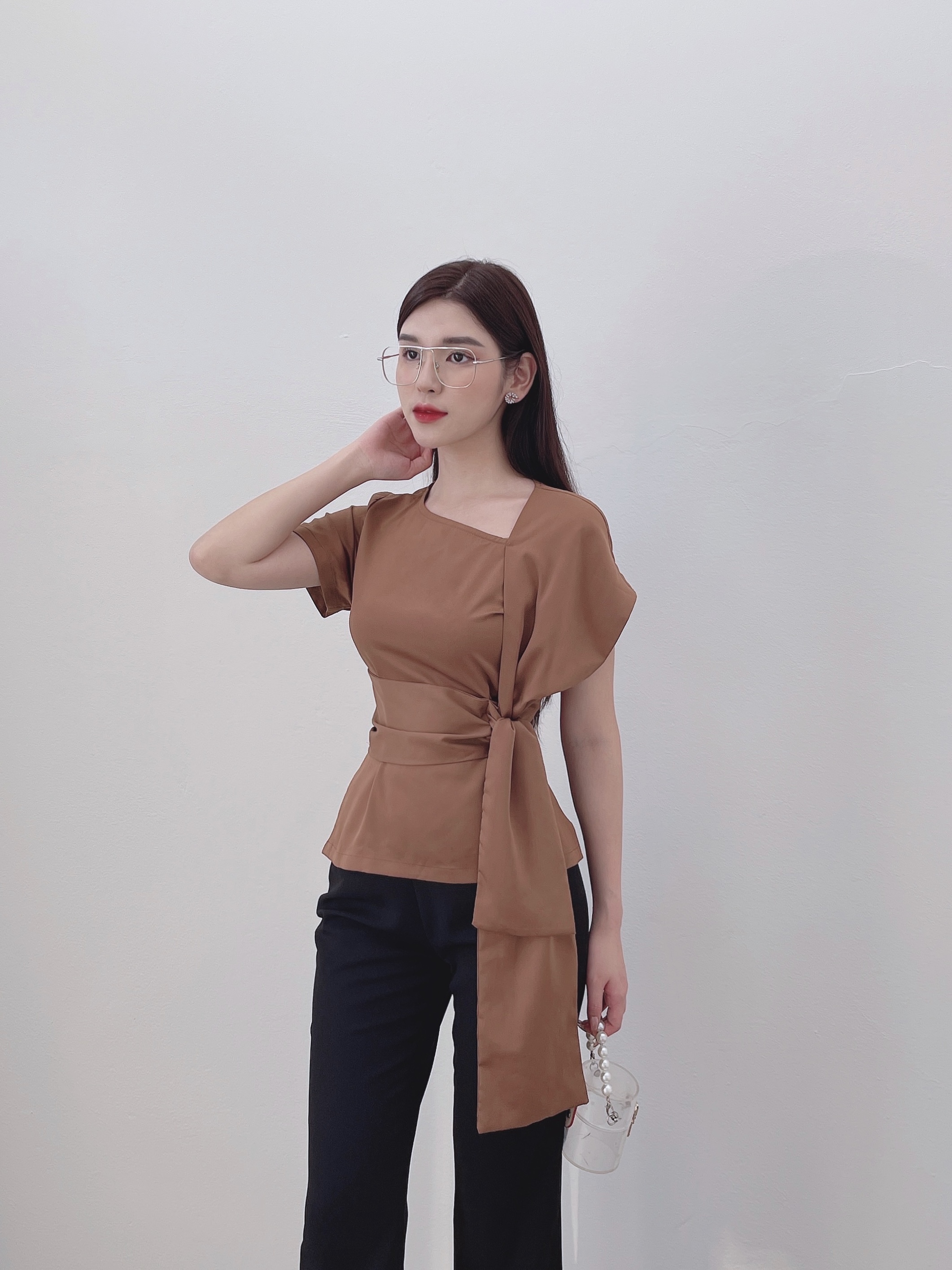 Áo công sở ngắn tay thắt nơ PERLA