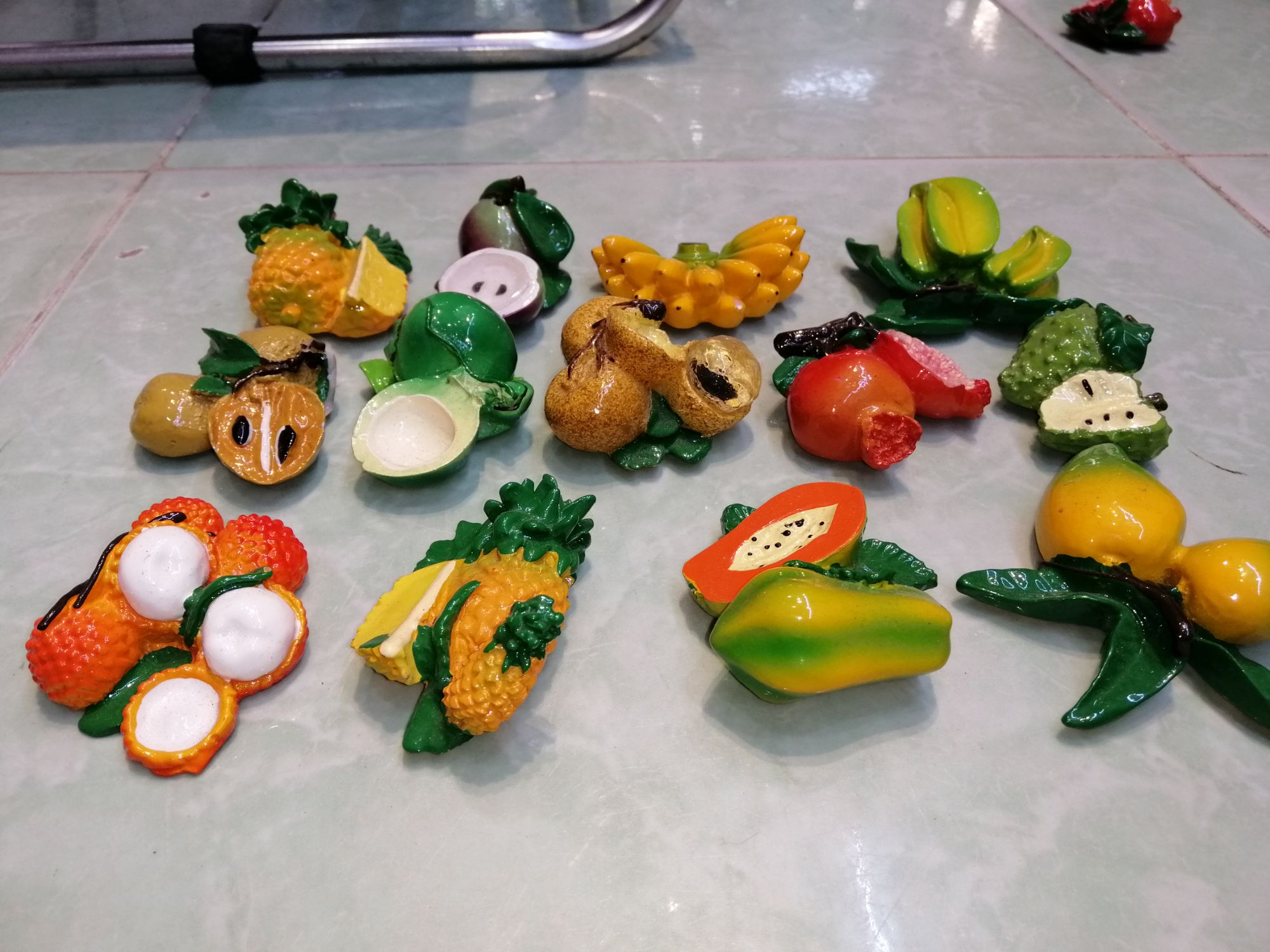 HÍT TỦ LẠNH HÌNH TRÁI CÂY