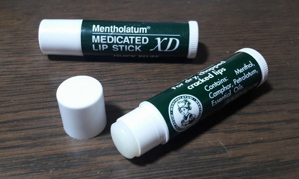 [HCM]Thỏi son dưỡng Omi XD Mentholatum