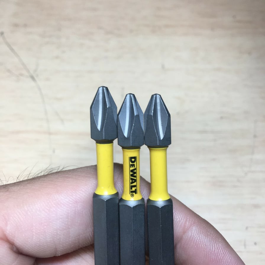 Một Mũi Vít DEWALT PH2 Dài 9cm