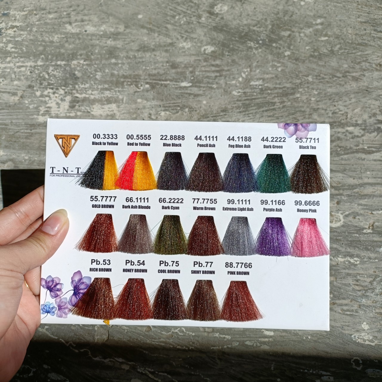 Thuốc nhuộm tóc màu Nâu Cam (kèm oxi và găng tay)