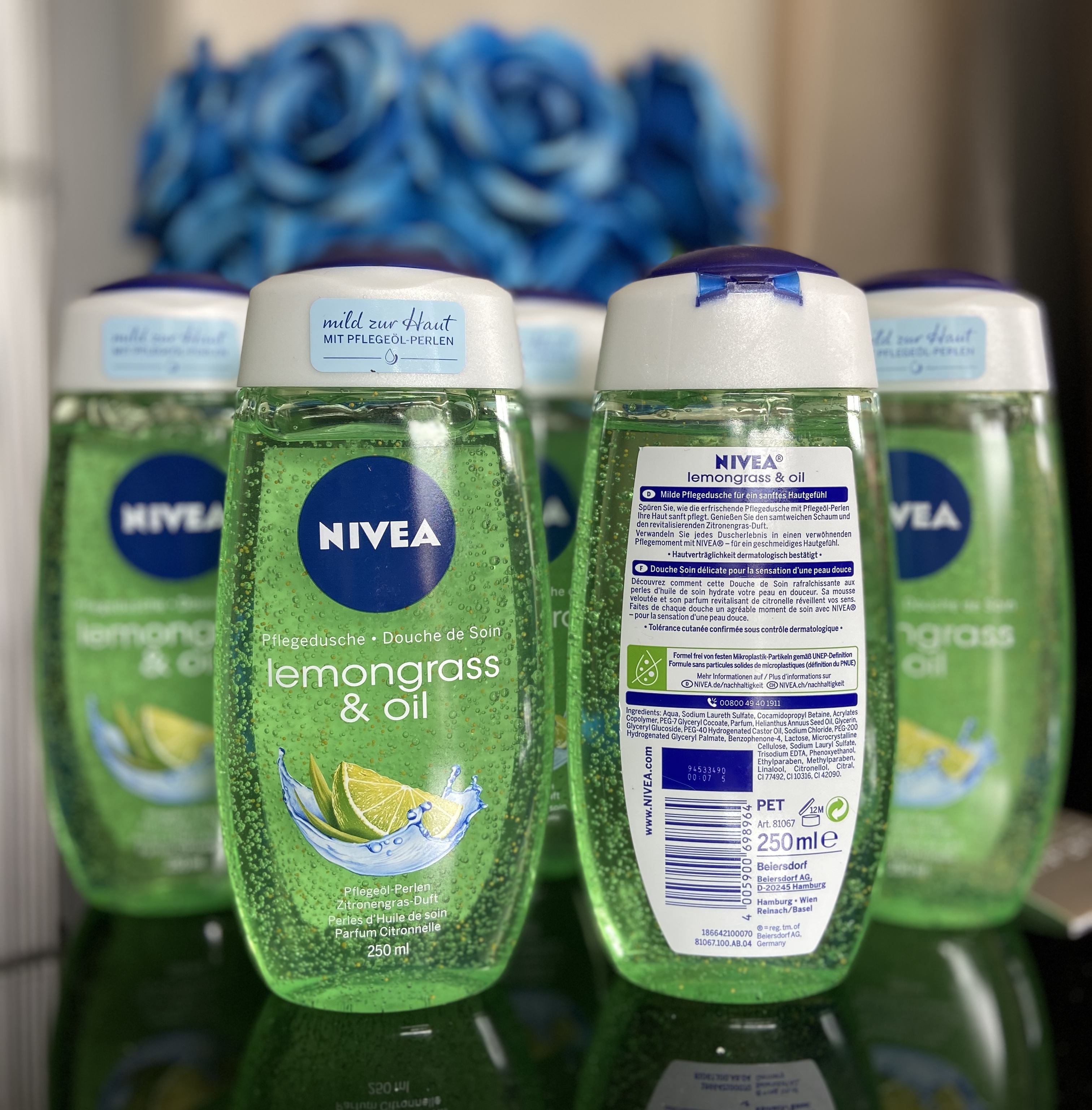 SỮA TẮM NIVEA TẨY DA CHẾT HƯƠNG CHANH SẢ TƯƠI MÁT Lemongrass & Oil.