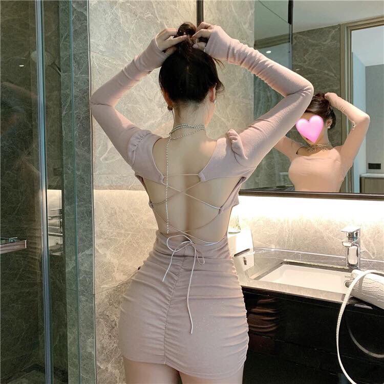 Đầm body tay dài hở lưng đan dây quyến rũ