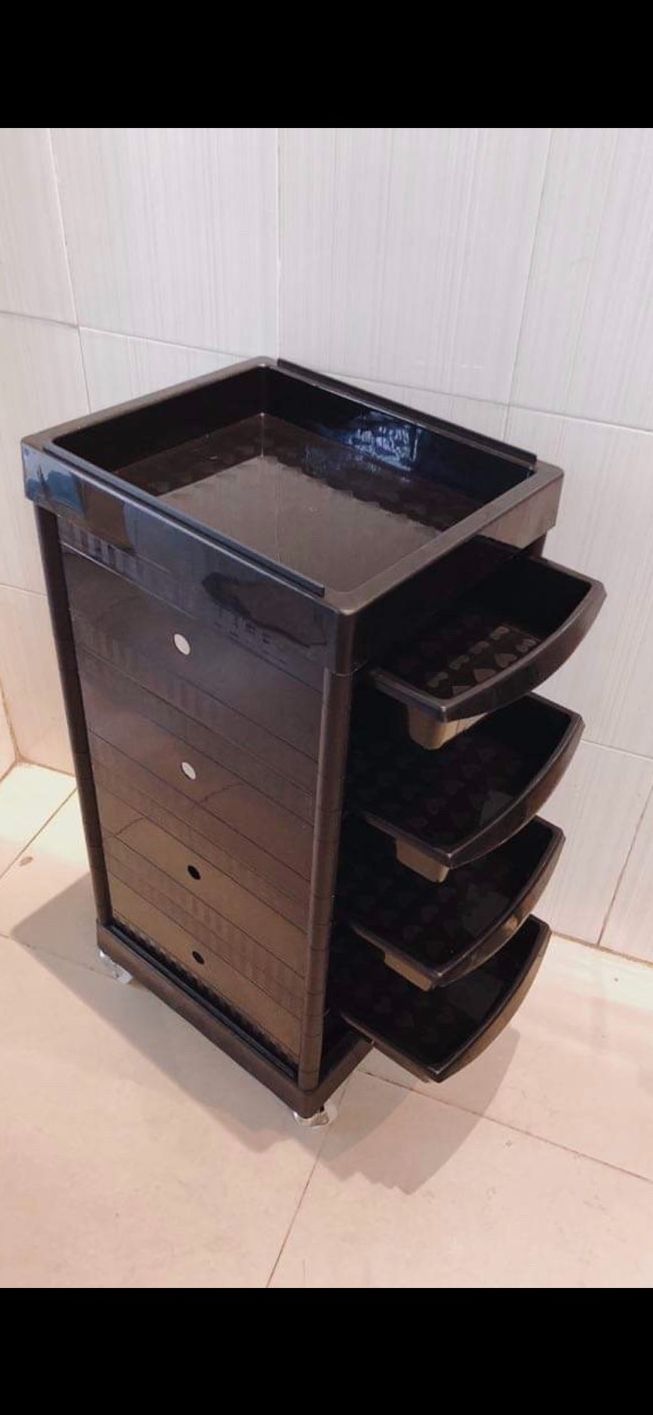 Xe đẩy 4 tầng dụng cụ ngành tóc QV