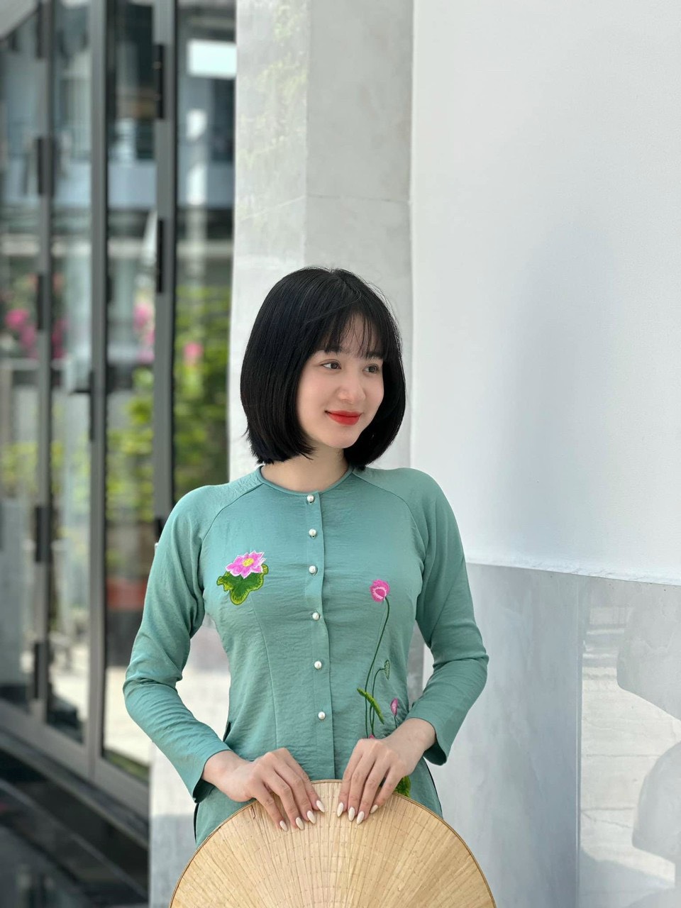 ÁO BÀ BA THÊU HOA SEN LỤA TƠ TẰM