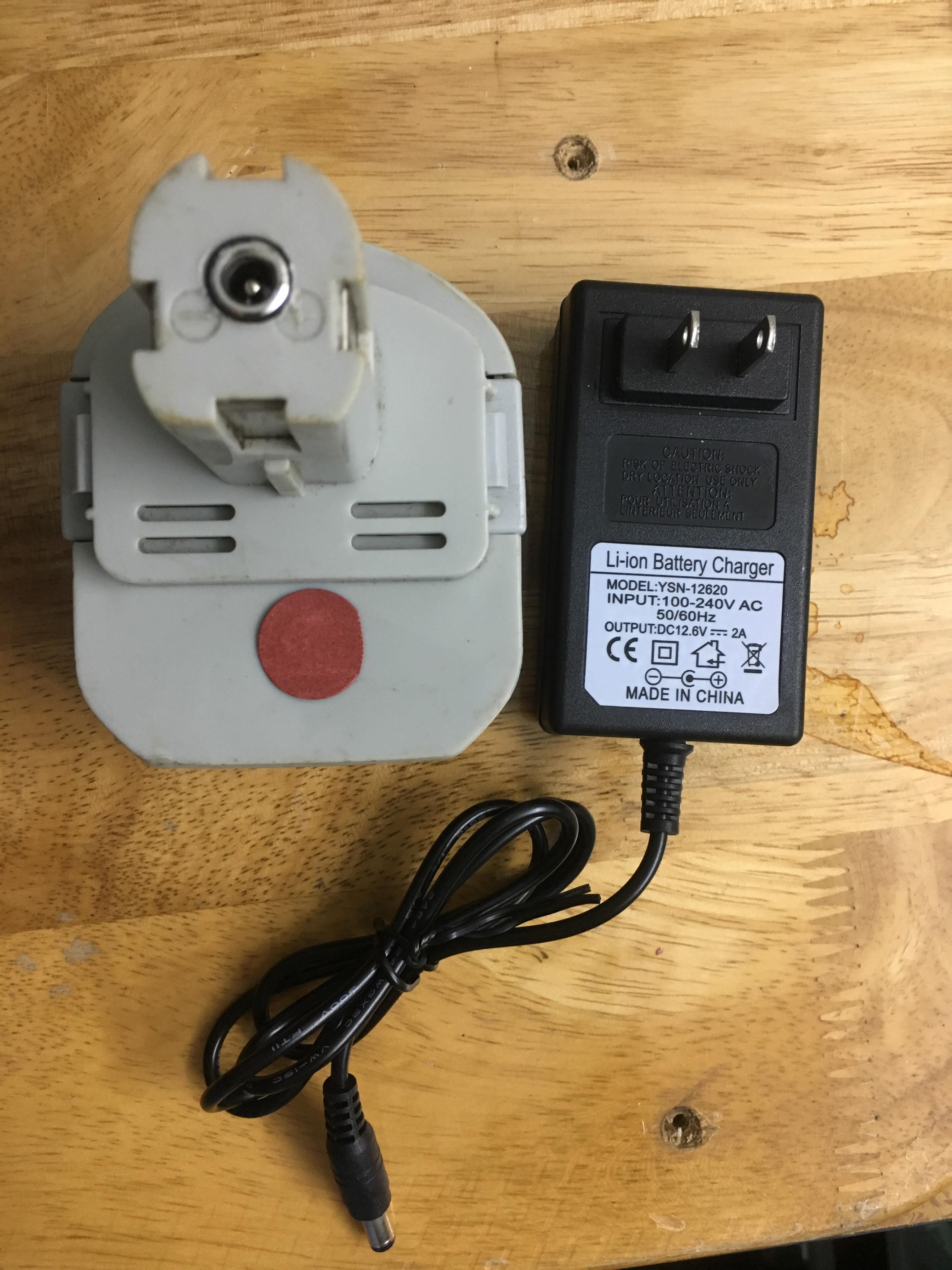 [NPS] Pin máy khoan RYOBI. 12V 6 cell (có kèm củ sạc 12V)