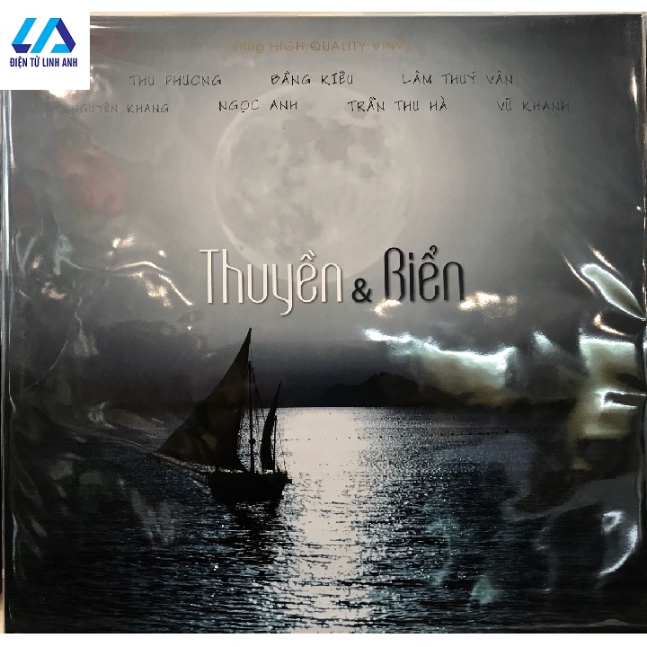 Đĩa than thuyền và biển