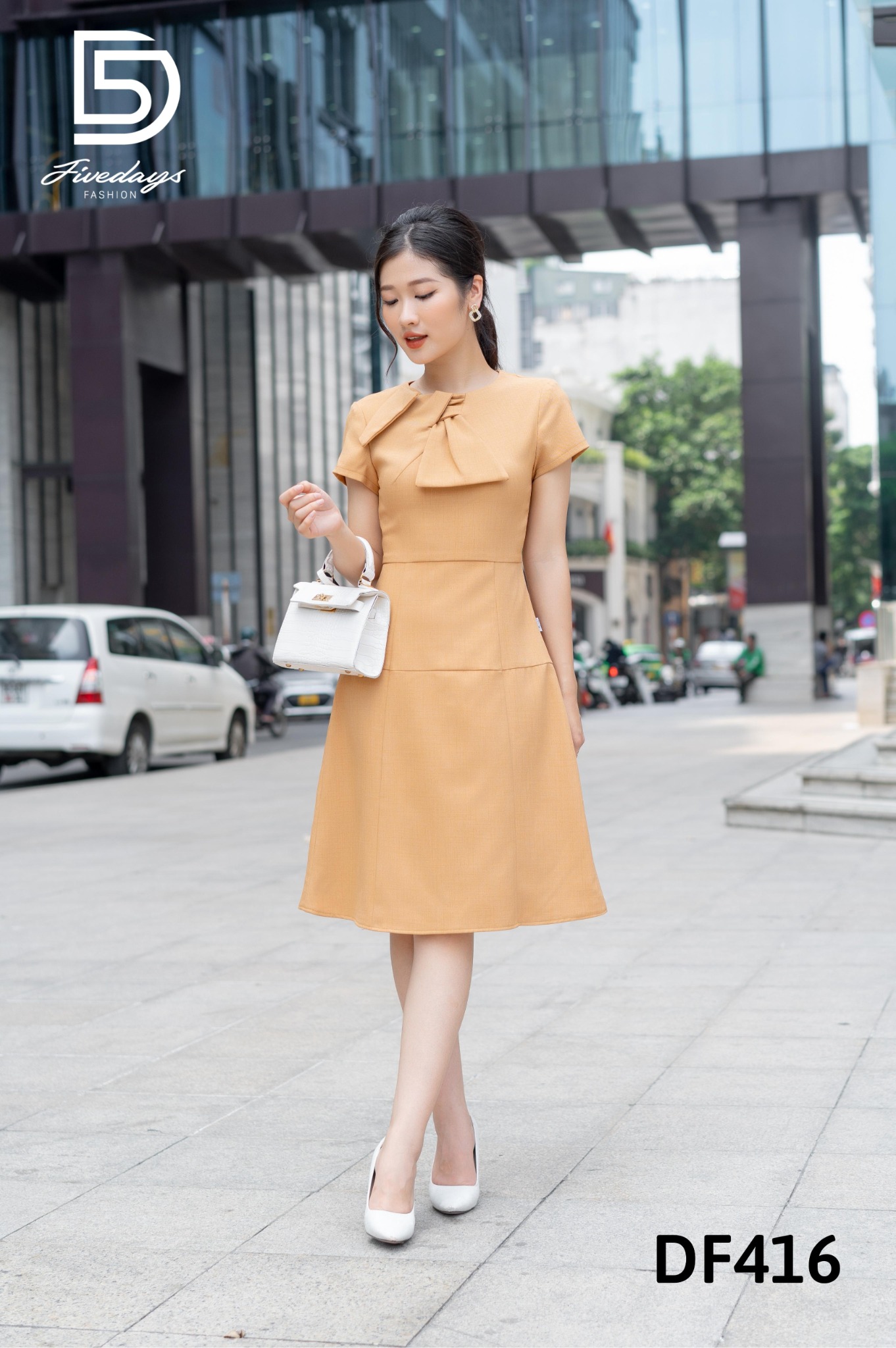 Fivedays - Đầm xoè nơ cổ