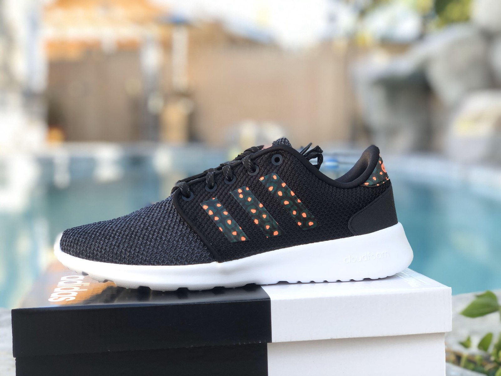 GIÀY NỮ ADIDAS QT RACER SHOES