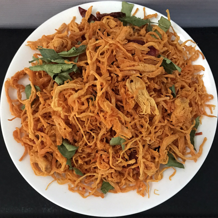 Cặp đôi 2 hũ 1 Kg khô gà lá chanh