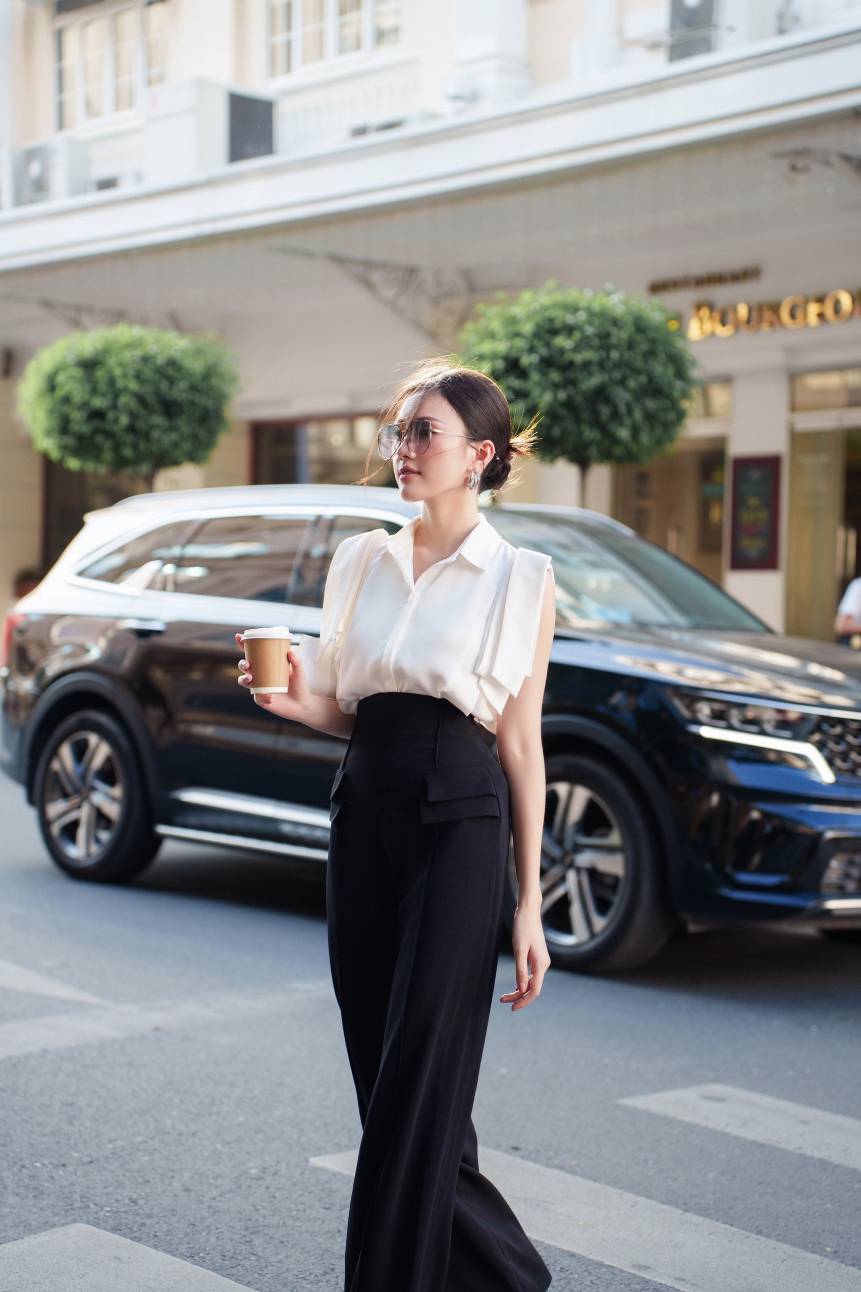 VELLE DESIGN Quần Anda chất cotton lụa hàn dày dặn không nhăn.