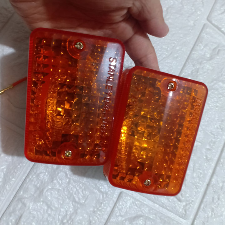 Xi nhan TRƯỚC xe CUB 82