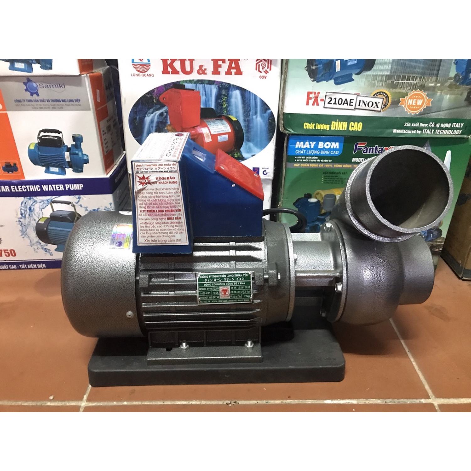 Máy bơm ao 1.5kw 1.7kw | bơm nước 1 pha thiên long thuận yến