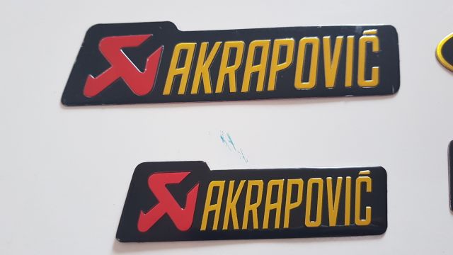 Tem nhôm AKRAPOVIC 7 mẫu tùy chọn