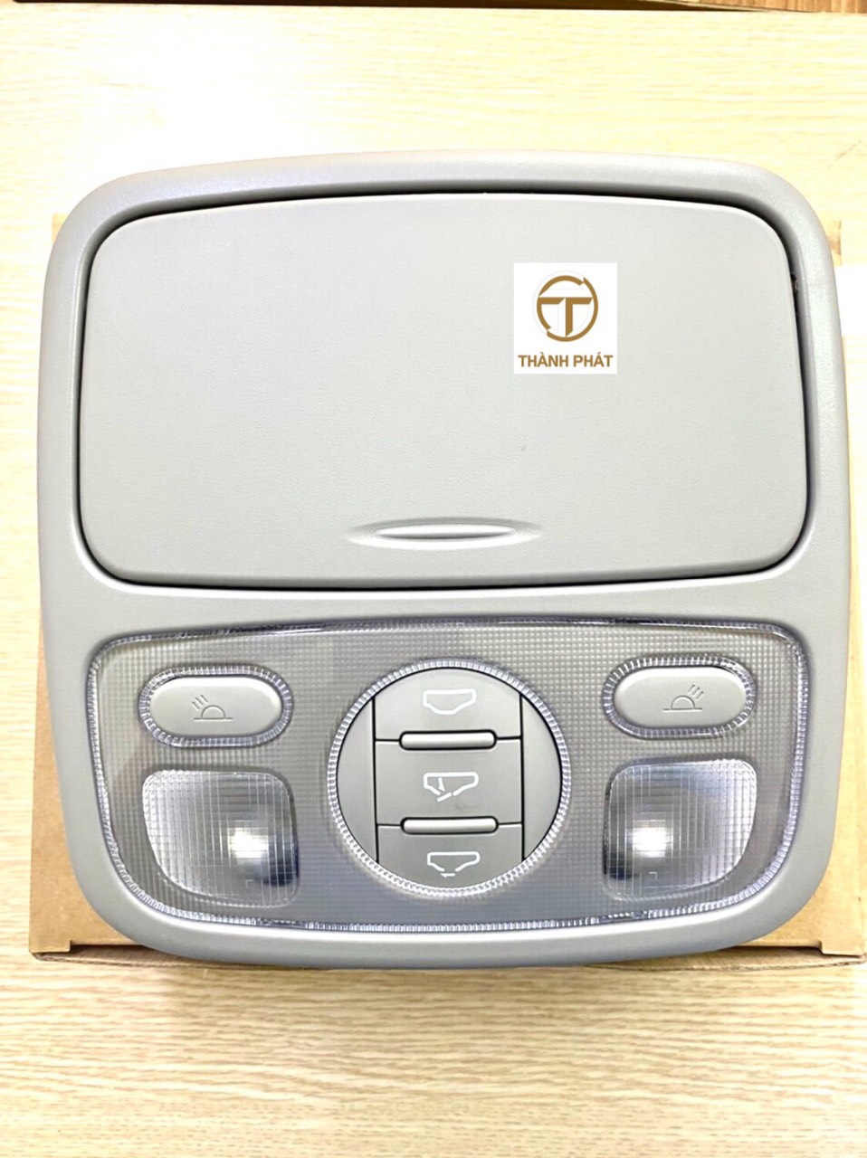 ĐÈN TRẦN TRƯỚC KIA CARENS