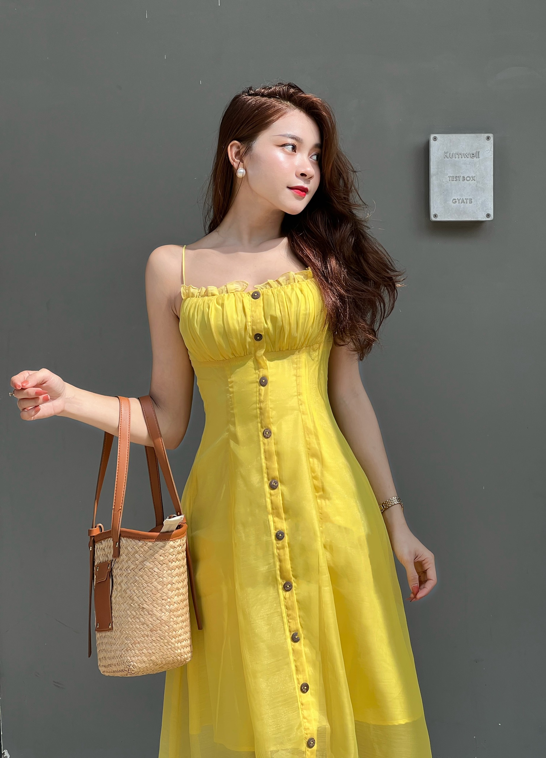Đầm midi hai dây bèo nhún Joven