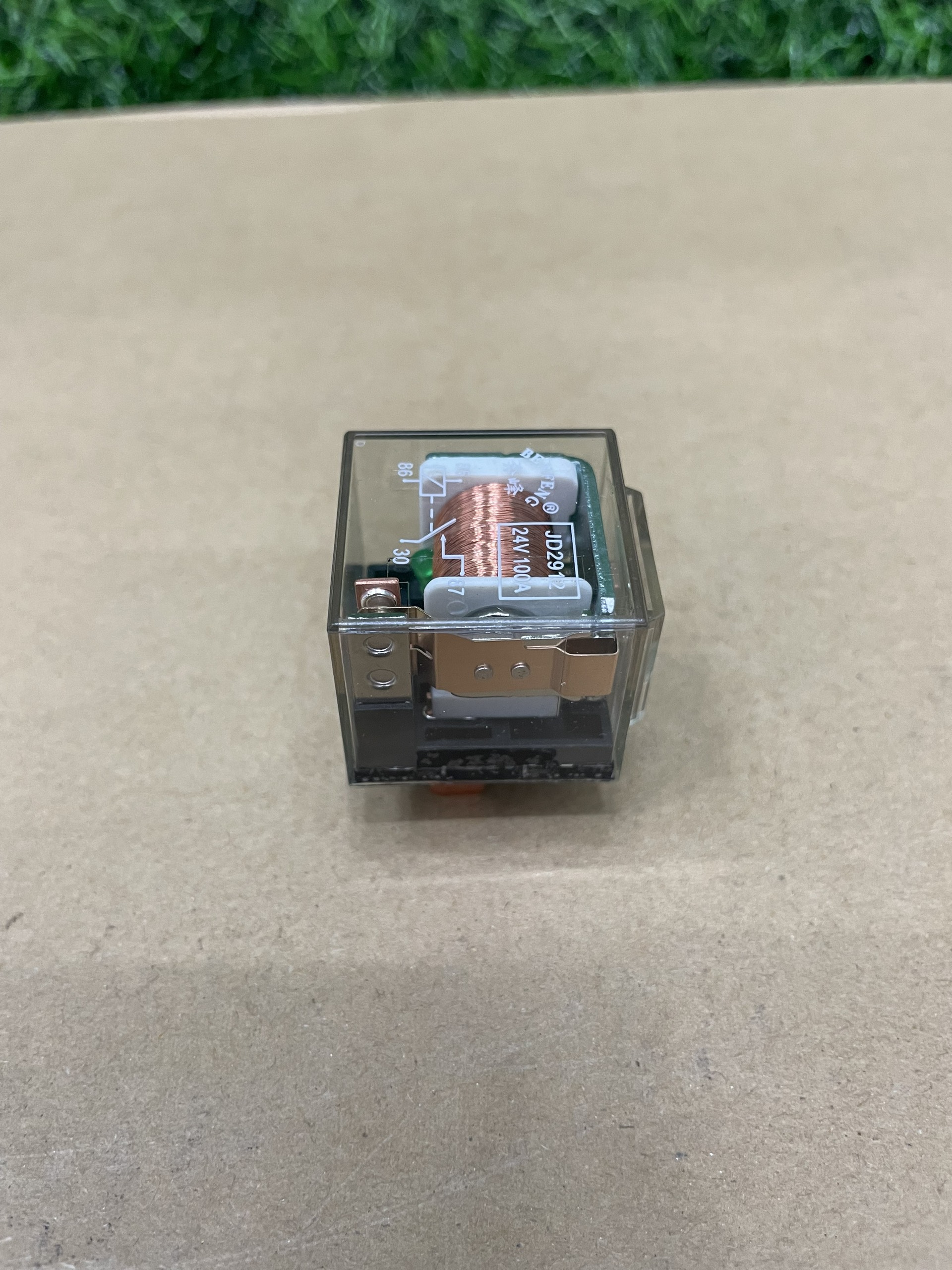 RỜ LE 4 CHÂN TRONG SUỐT (100A-24V) & (80A-12V)