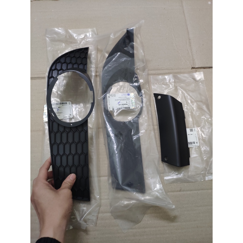 Ốp đèn gầm, ốp dưới cản ba đờ sốc aveo 2013-2018