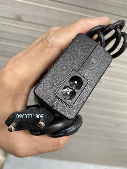 Cục nguồn màn hình samsung 14V 1.78A