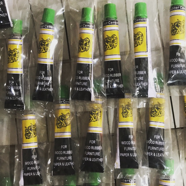 Keo con chó dạng tuýp 5gr Thái Lan