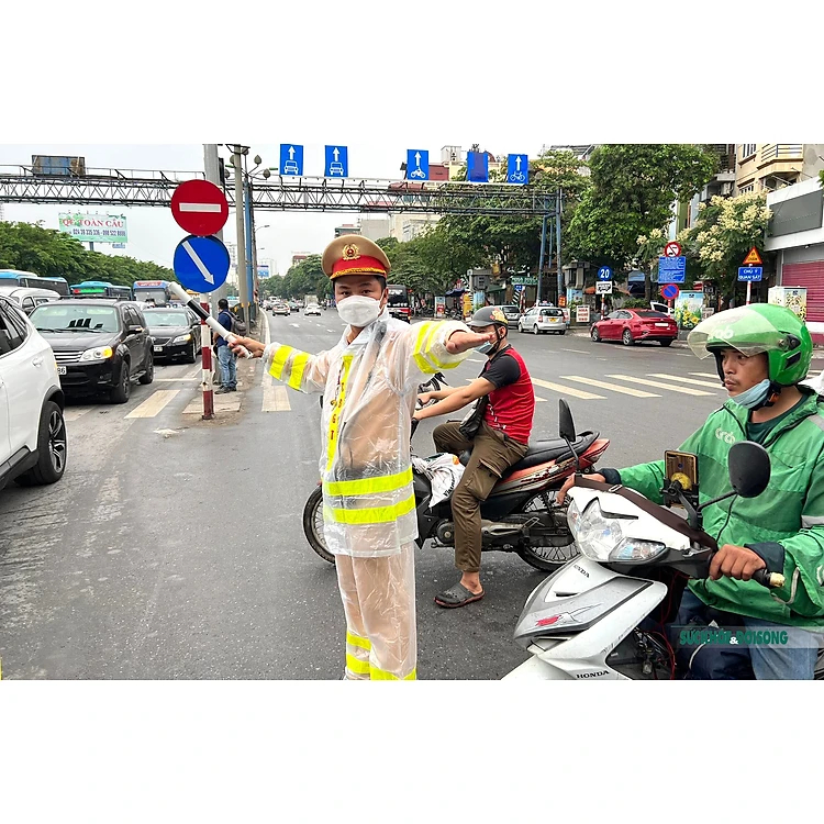 Áo Mưa Rando Bộ CSGT Trong Suốt Có Phản Quang