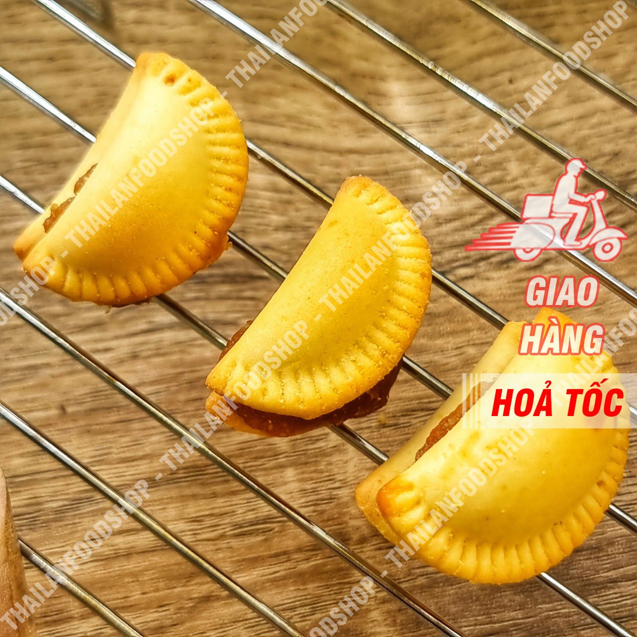 Bánh Sò Nhân Khóm Thái Lan - Lon 350gr