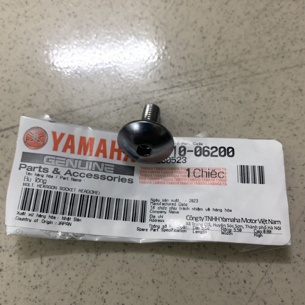 [Chính hãng Yamaha] Ốc bắt mặt nạ Exciter(2006-2010) YAOV-026