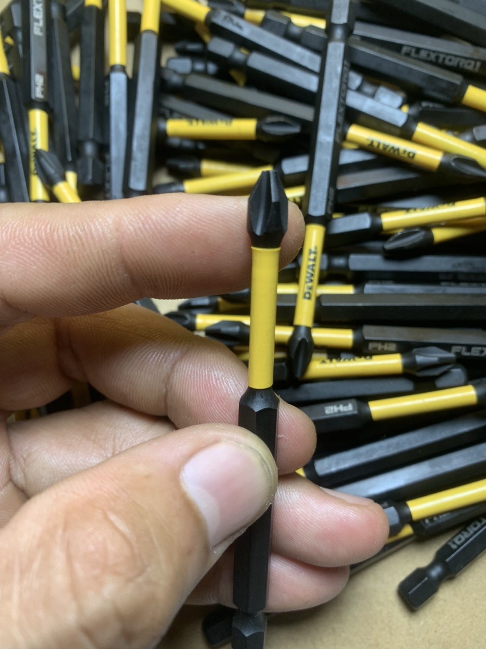 Mũi vít Dewalt PH2 FLEXTORQ dài 90mm có từ ( SL :1 mũi )