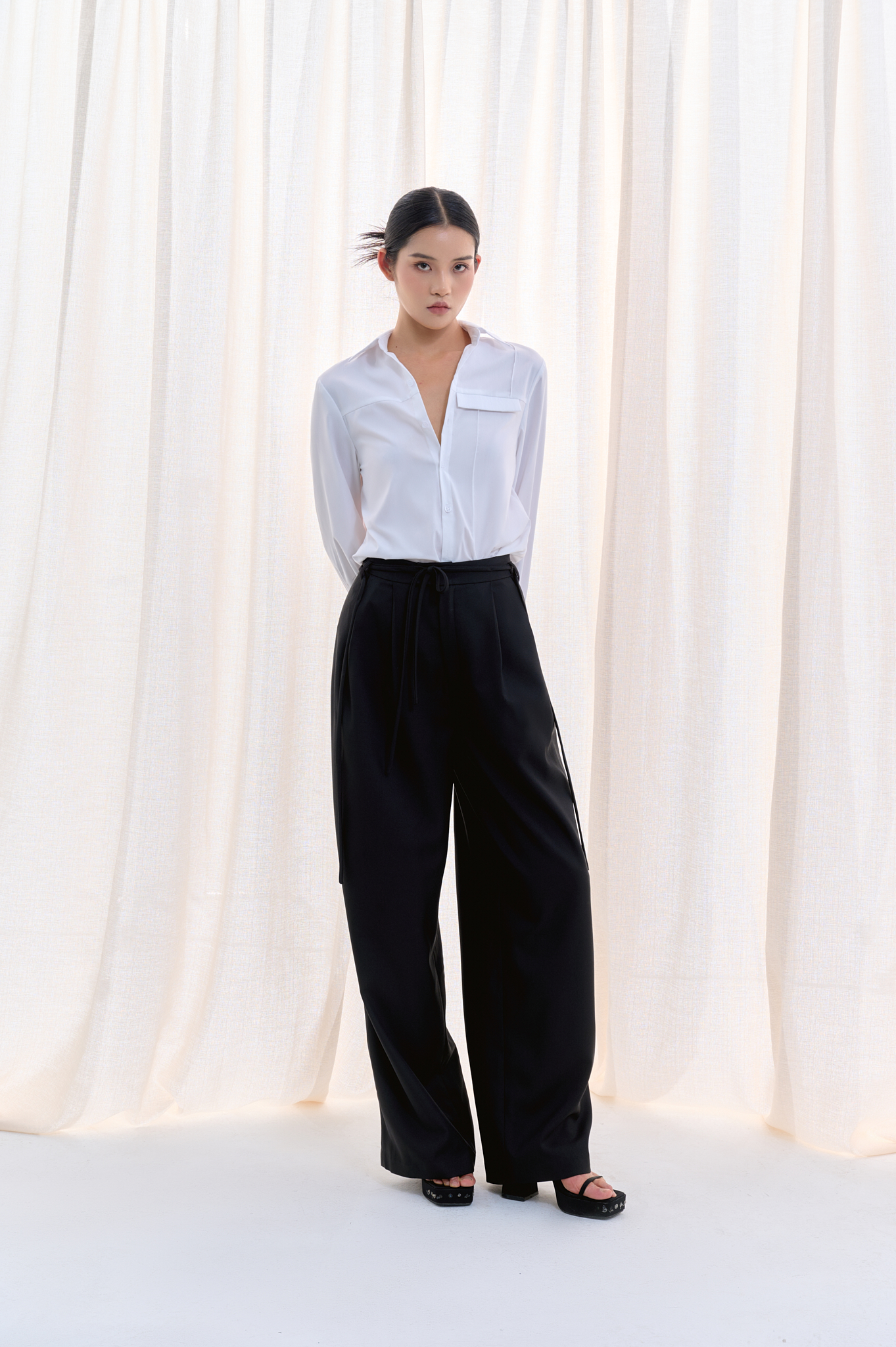Quần thời trang ống rộng cạp cao - ESTHER STUDIOS Mega Pants - Black